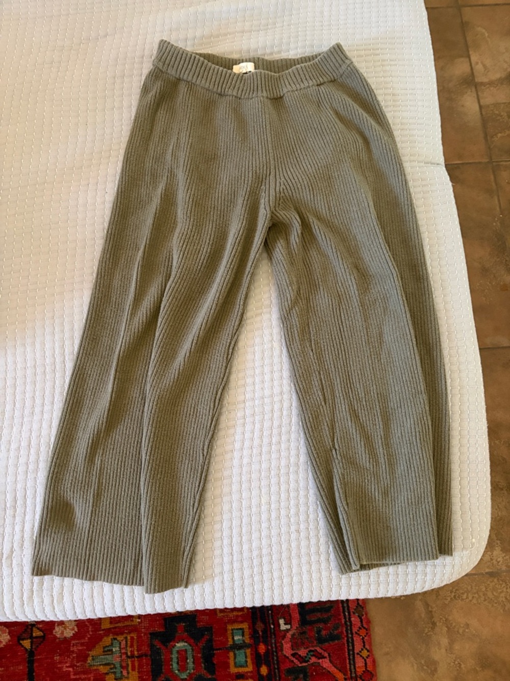 OZMA Ribbed Knit Wide-Leg Pants in Olive Green